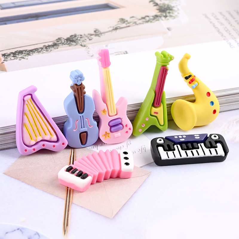 10pcs Kartun Kawaii Resin Mini - Musical Instrument Jewelry ulasan dan harga